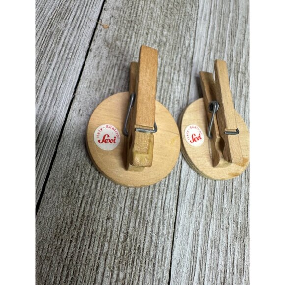 Vintage Sevi Beatrix Potter Hedge Hogs Close Pins Made in Italy - Set of 2 - Picture 2 of 4